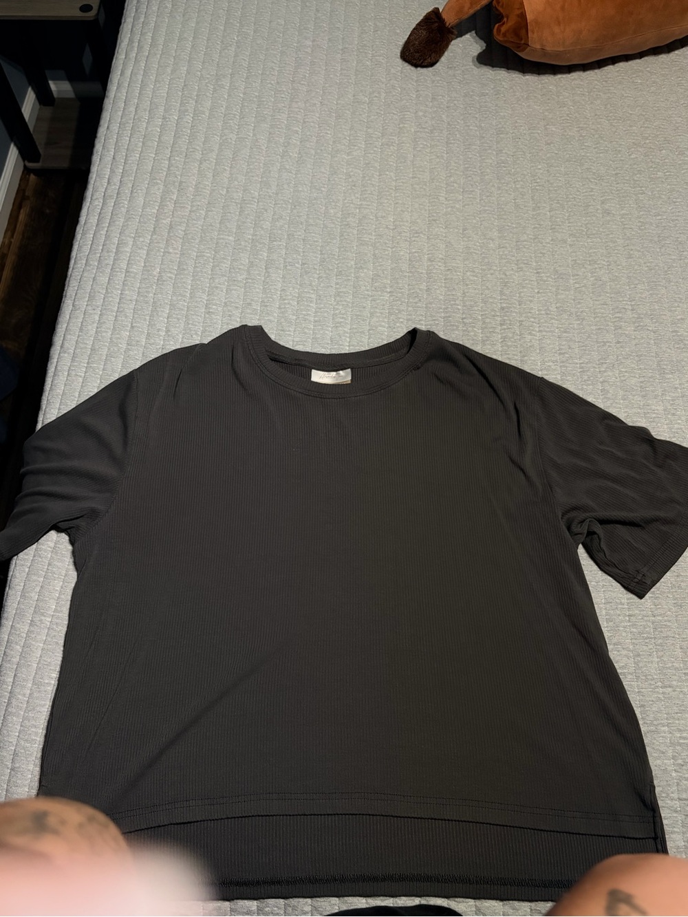 Women Grey Cropped Short Sleeve Crewneck Shirt